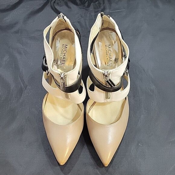 MICHEAL MICHEAL KORS ANKLE  WOMEN"S BOOT - Picture 4 of 16